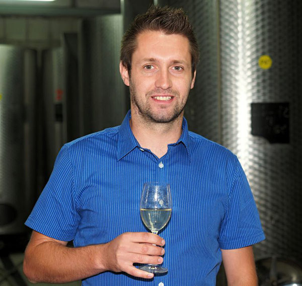 Představujeme Vinařství PAVLOVÍN Představujeme Vinařství PAVLOVÍN