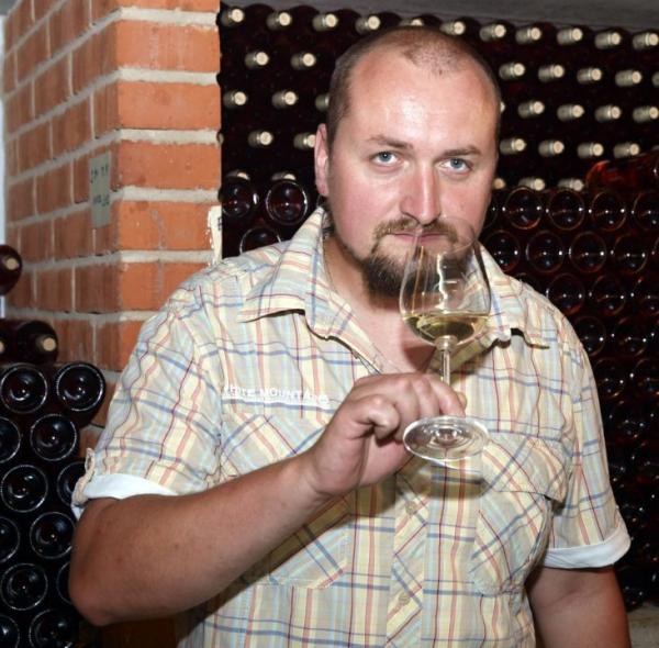Představujeme Vinařství VITIS STRÁŽNICE Představujeme Vinařství VITIS STRÁŽNICE