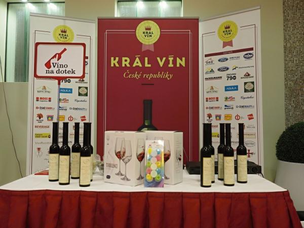 Vinaři z Moravy a Čech získali loni ve světě více než 700 medailí! Vinaři z Moravy a Čech získali loni ve světě více než 700 medailí!