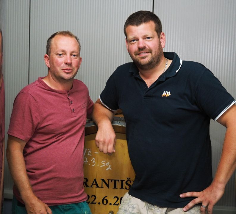 RODINNÉ VINAŘSTVÍ GRÉGER RODINNÉ VINAŘSTVÍ GRÉGER